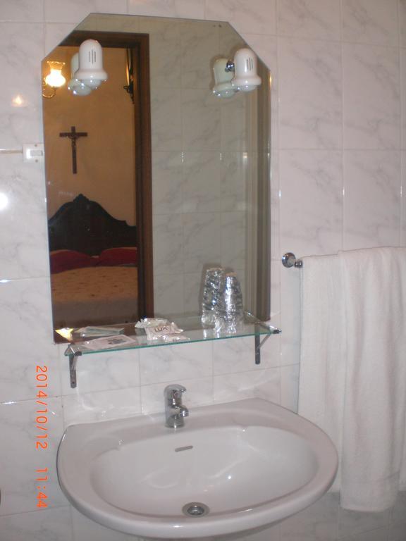 Hotel Capitolio Macedo de Cavaleiros Habitación foto